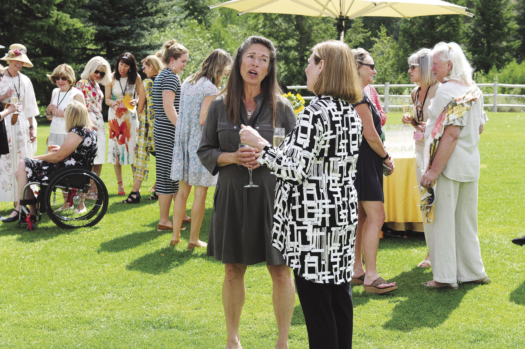 19-08-09 Women's recipients luncheon 2 WF.jpg